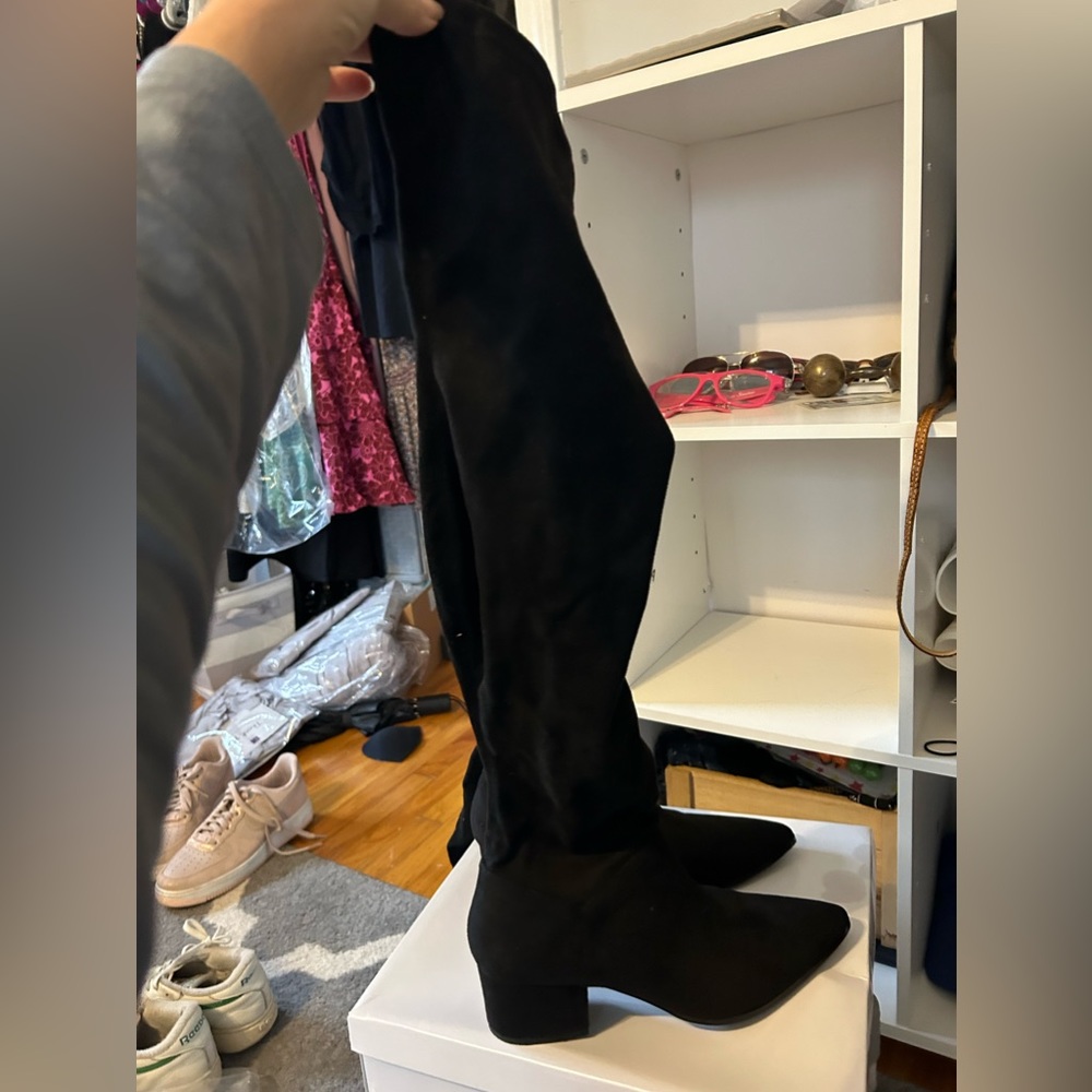 Like new Steve Madden Black Over the Knee Boots with Box Size 9!